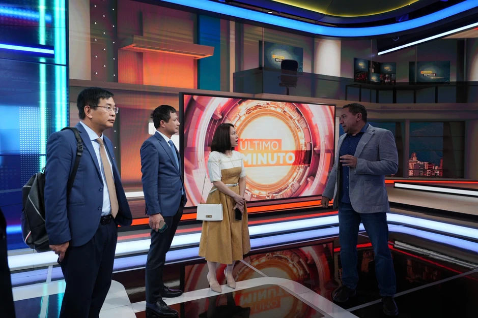 Ban Truyền hình đối ngoại, Đài THVN và Đài Truyền hình Phương Nam (TeleSUR) ký thỏa thuận hợp tác Ban Truyền hình đối ngoại, Đài THVN và Đài Truyền hình Phương Nam (TeleSUR) ký thỏa thuận hợp tác