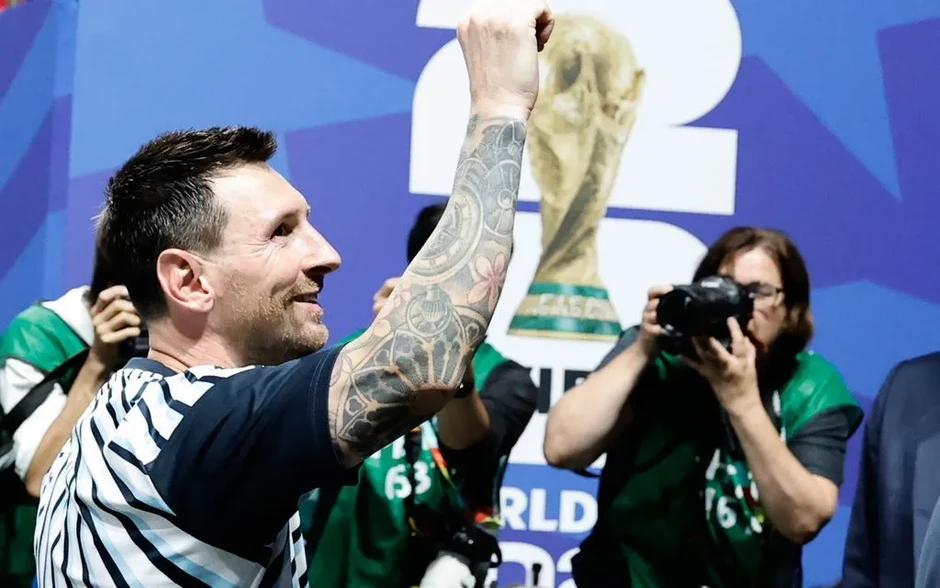 Bình luận FIFA World Cup 2026™: Bản lĩnh của nhà Vua trong trận đấu điên rồ nhất lịch sử World Cup