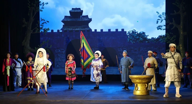 Bốn Chuông vàng vọng cổ trong Tiếng trống Mê Linh Bốn Chuông vàng vọng cổ trong Tiếng trống Mê Linh
