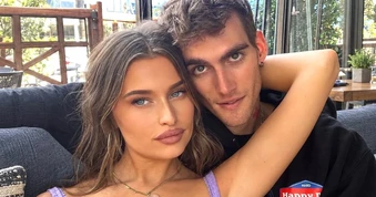 Brooklyn Beckham, Paris Hilton sốc trước cái chết của con trai Cindy Crawford