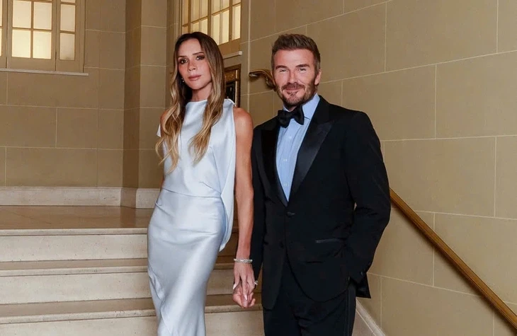 Brooklyn lại vắng mặt trong sự kiện quan trọng của nhà Beckham Brooklyn lại vắng mặt trong sự kiện quan trọng của nhà Beckham