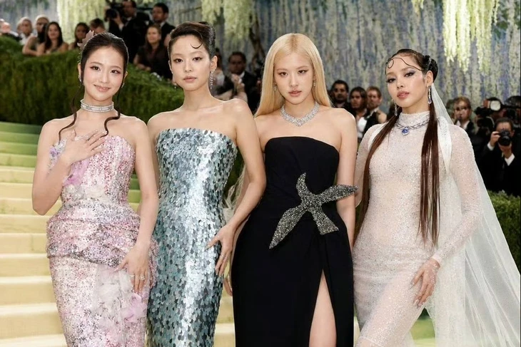 BTS, BlackPink gia nhập 'câu lạc bộ trăm triệu đô' BTS, BlackPink gia nhập 'câu lạc bộ trăm triệu đô'