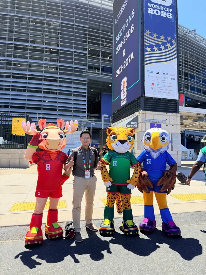 BTV Tiến Anh: "FIFA World Cup 2026™ cho tôi cơ hội chạm tới những khoảnh khắc của cảm xúc" BTV Tiến Anh: "FIFA World Cup 2026™ cho tôi cơ hội chạm tới những khoảnh khắc của cảm xúc"