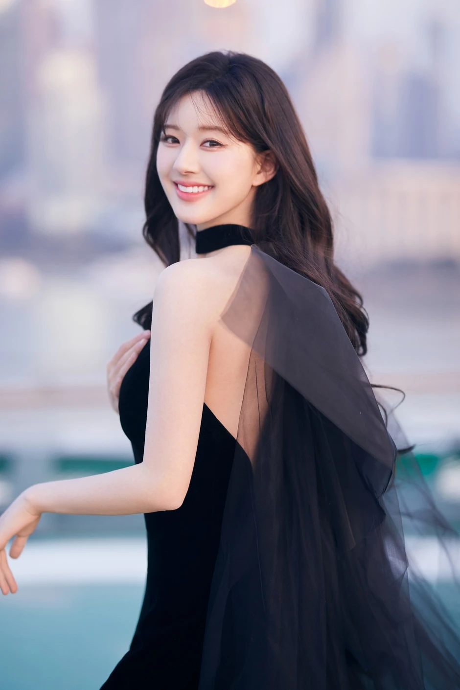 Bức ảnh vạch trần sự giả dối của Triệu Lộ Tư và Bạch Lộc Bức ảnh vạch trần sự giả dối của Triệu Lộ Tư và Bạch Lộc