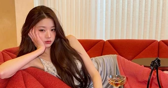 Bức hình thấy rõ độ giàu có của "công chúa Kpop": Nhà trong "thủ phủ" của giới thượng lưu, đến sofa cũng "đắt cắt cổ"