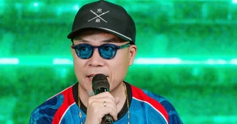 Bức Tường, Chillies hòa giọng cùng hàng ngàn khán giả xem World Cup 2026
