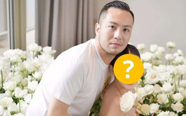 Bùng nổ tin “ngọc nữ phông bạt” đã cưới bí mật và mang thai Bùng nổ tin “ngọc nữ phông bạt” đã cưới bí mật và mang thai