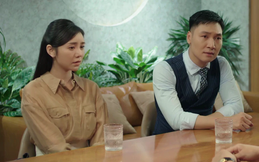Bước chân vào đời: Hai nhân vật phản diện mắng Trang không sai câu nào