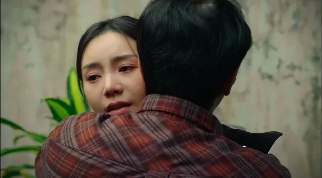 Bước chân vào đời - Tập 14: Sau khóc sưng mắt vì bị Thương chia tay, Quân dọn ra ngoài ở Bước chân vào đời - Tập 14: Sau khóc sưng mắt vì bị Thương chia tay, Quân dọn ra ngoài ở