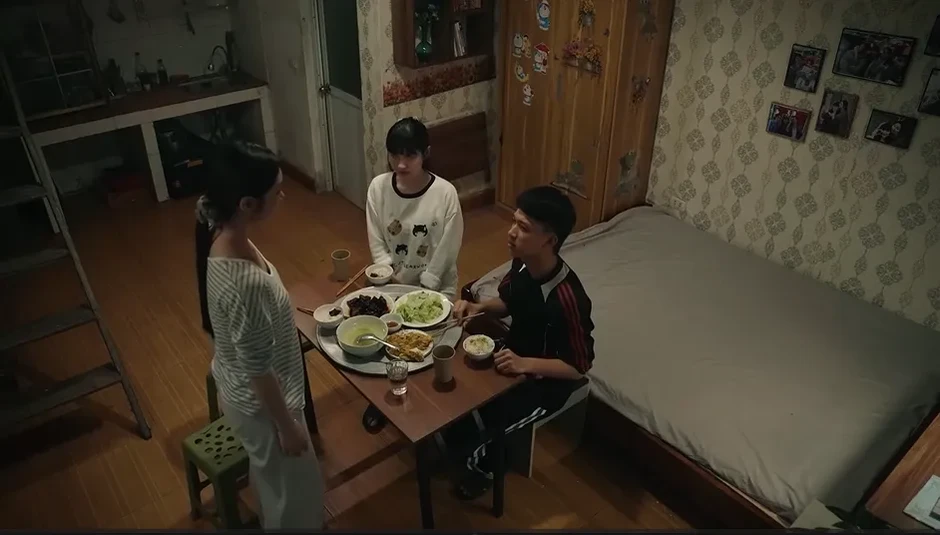 Bước chân vào đời - Tập 21: Thương suy sụp sau khi chia tay Bước chân vào đời - Tập 21: Thương suy sụp sau khi chia tay