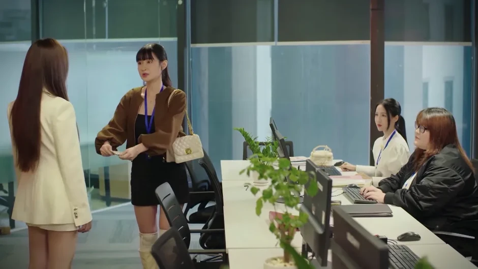 Bước chân vào đời - Tập 24: Sinh viên thực tập phải lòng anh sếp một đời vợ Bước chân vào đời - Tập 24: Sinh viên thực tập phải lòng anh sếp một đời vợ