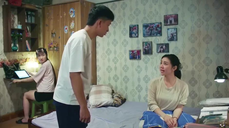 Bước chân vào đời - Tập 35: Minh 'cảm nắng' cô giáo Giang? Bước chân vào đời - Tập 35: Minh 'cảm nắng' cô giáo Giang?