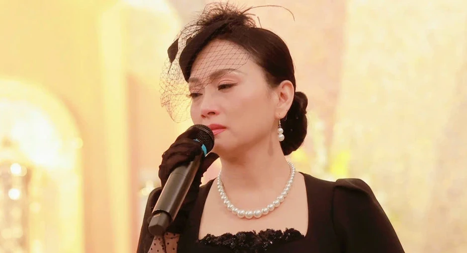 Ca sĩ Hà Phương kể về 'người ơn' trong những ngày sang Mỹ lập nghiệp Ca sĩ Hà Phương kể về 'người ơn' trong những ngày sang Mỹ lập nghiệp