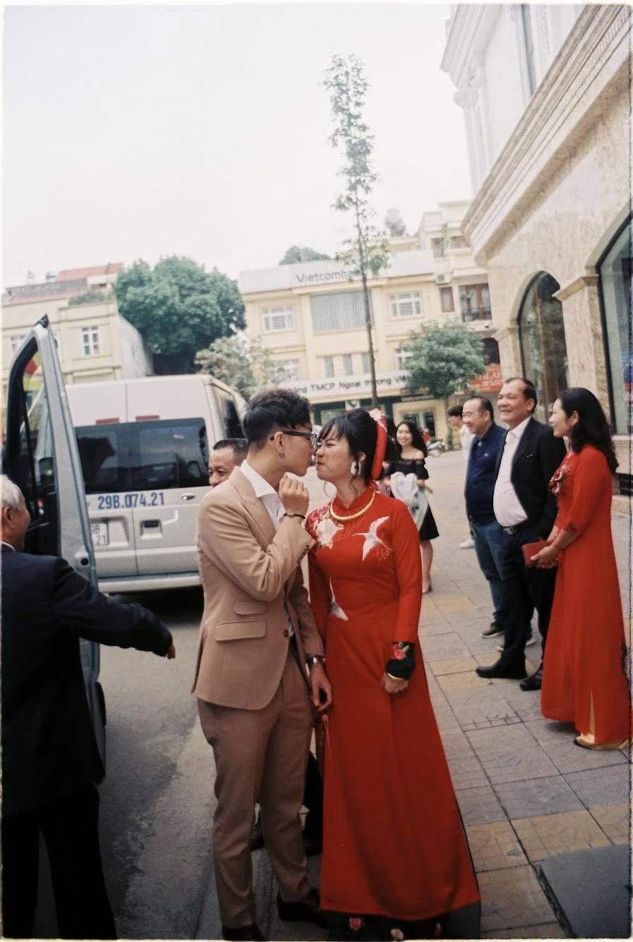 Ca sĩ Hoàng Dũng bất ngờ tiết lộ đã lấy vợ 6 năm trước Ca sĩ Hoàng Dũng bất ngờ tiết lộ đã lấy vợ 6 năm trước
