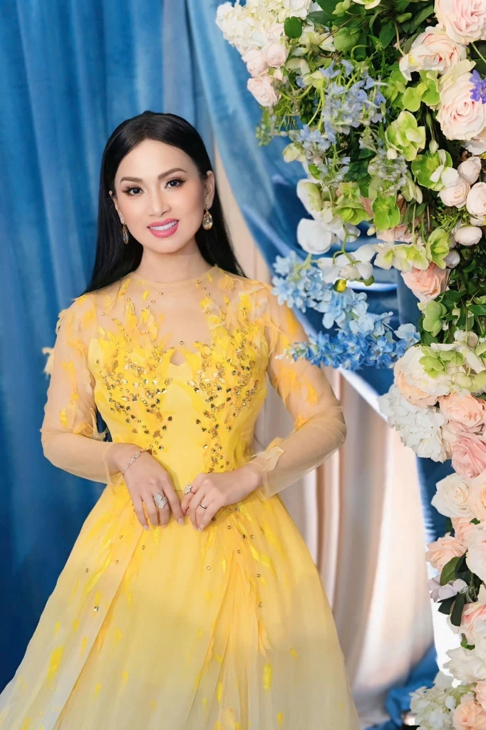 Ca sĩ Việt sở hữu máy bay riêng, lấy chồng tỷ phú có cơ ngơi 40 nghìn tỷ ở Mỹ