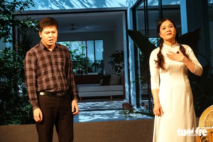 Cải lương đất Bắc gặp gỡ khán giả phương Nam