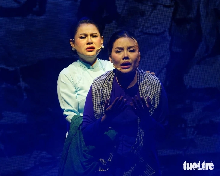 Cải lương Tây Đô giới thiệu tài năng cải lương, tôn vinh soạn giả Mộc Quán Nguyễn Trọng Quyền Cải lương Tây Đô giới thiệu tài năng cải lương, tôn vinh soạn giả Mộc Quán Nguyễn Trọng Quyền