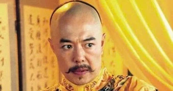 'Càn Long' Trương Thiết Lâm phải ngồi xe lăn ở tuổi 69
