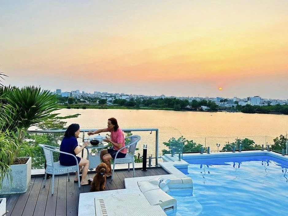Căn nhà 3 tầng của NS Việt Hương Căn nhà 3 tầng của NS Việt Hương