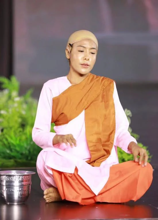 Căng: 1 thí sinh Hoa hậu bị điều tra khẩn sau phần thi trang phục dân tộc, nguy cơ đi tù 2 năm Căng: 1 thí sinh Hoa hậu bị điều tra khẩn sau phần thi trang phục dân tộc, nguy cơ đi tù 2 năm