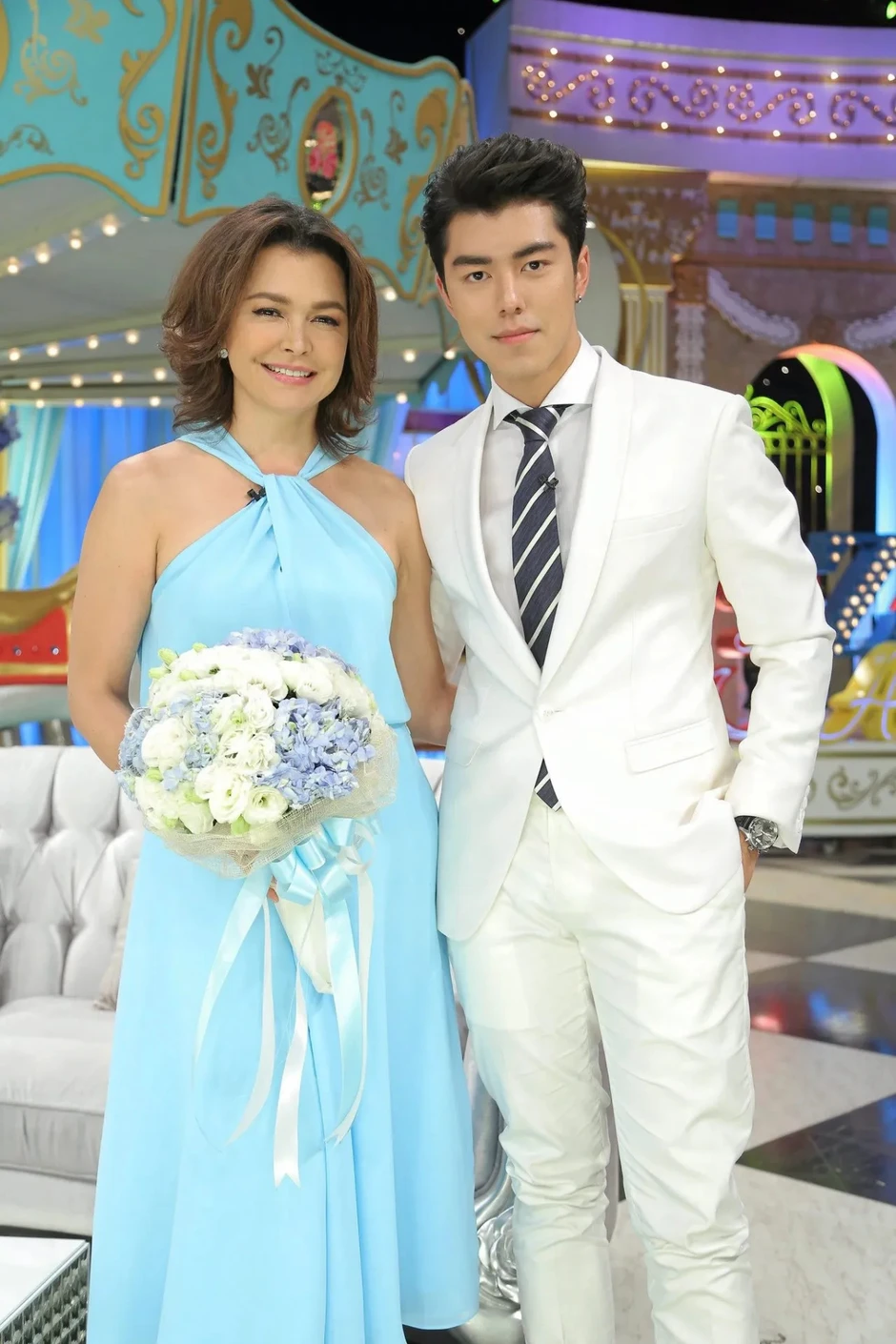 Căng: Hậu chia tay Baifern, Nine cắt đứt quan hệ với mẹ còn công khai luôn bạn gái mới Căng: Hậu chia tay Baifern, Nine cắt đứt quan hệ với mẹ còn công khai luôn bạn gái mới