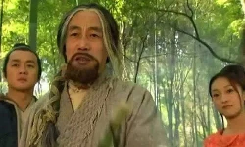 Cặp vợ chồng diễn viên lang thang nhặt rác trên phố, nhìn như ăn mày hóa ra kiếm đến 15 tỷ/năm Cặp vợ chồng diễn viên lang thang nhặt rác trên phố, nhìn như ăn mày hóa ra kiếm đến 15 tỷ/năm