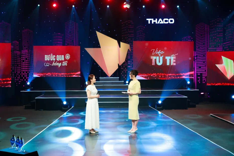 Câu chuyện về những con người không chịu đầu hàng “bóng tối” trong Việc tử tế tháng 8 Câu chuyện về những con người không chịu đầu hàng “bóng tối” trong Việc tử tế tháng 8