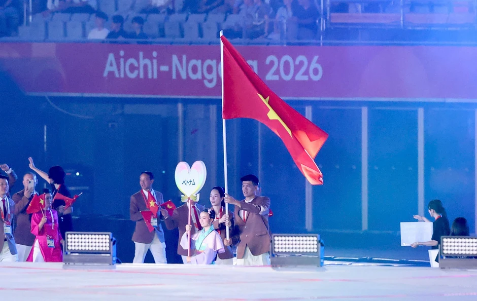 Cầu thủ tuyển Việt Nam cao gần 2 m nổi bật ở khai mạc ASIAD 2026