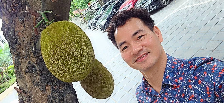 Cây mít nổi tiếng nhất Việt Nam khiến Cục trưởng Xuân Bắc phải đi làm cả cuối tuần để... canh chừng! Cây mít nổi tiếng nhất Việt Nam khiến Cục trưởng Xuân Bắc phải đi làm cả cuối tuần để... canh chừng!