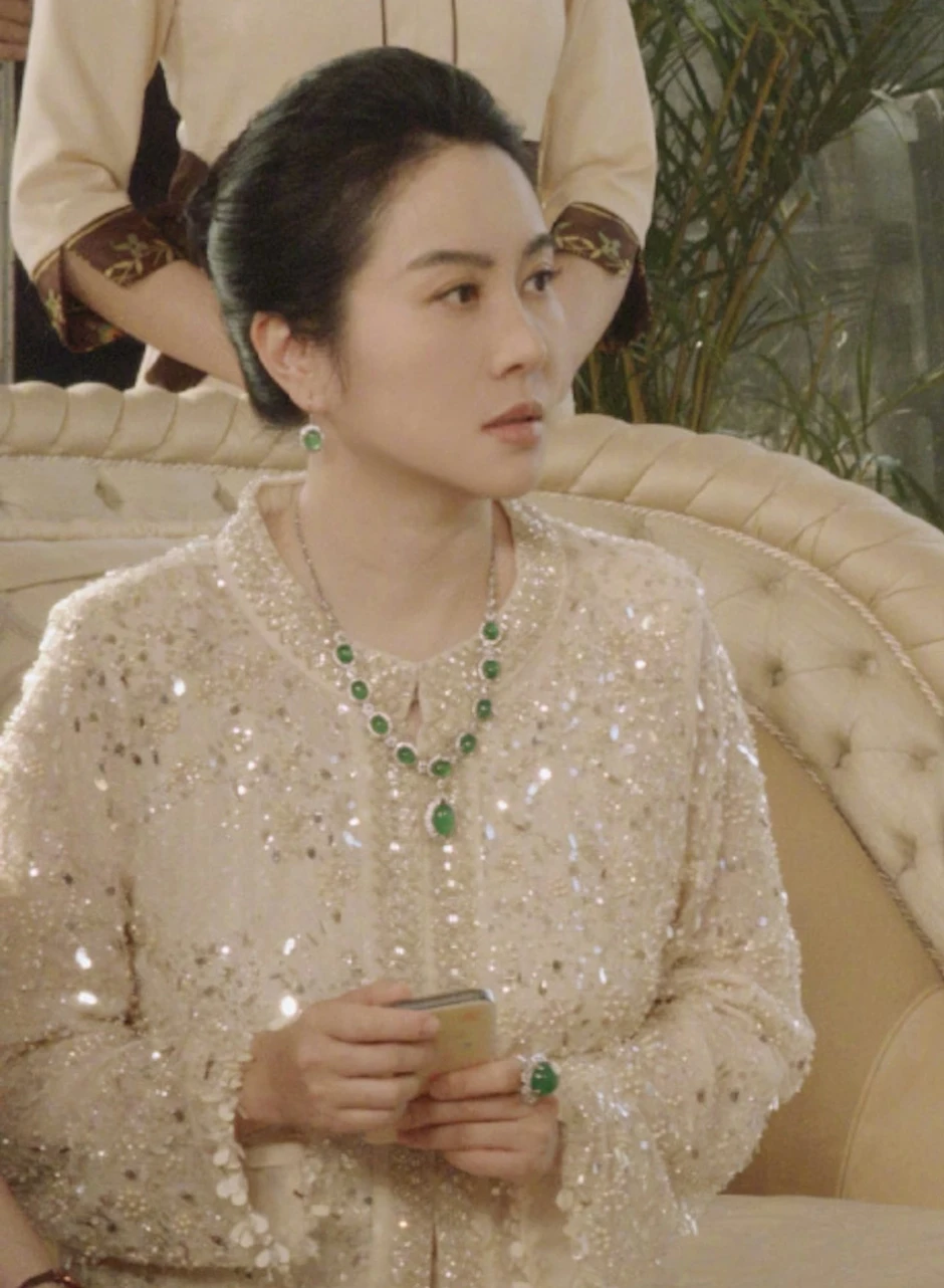Cha qua đời, Diệp Tuyền tranh chấp tài sản với… người giúp việc Cha qua đời, Diệp Tuyền tranh chấp tài sản với… người giúp việc