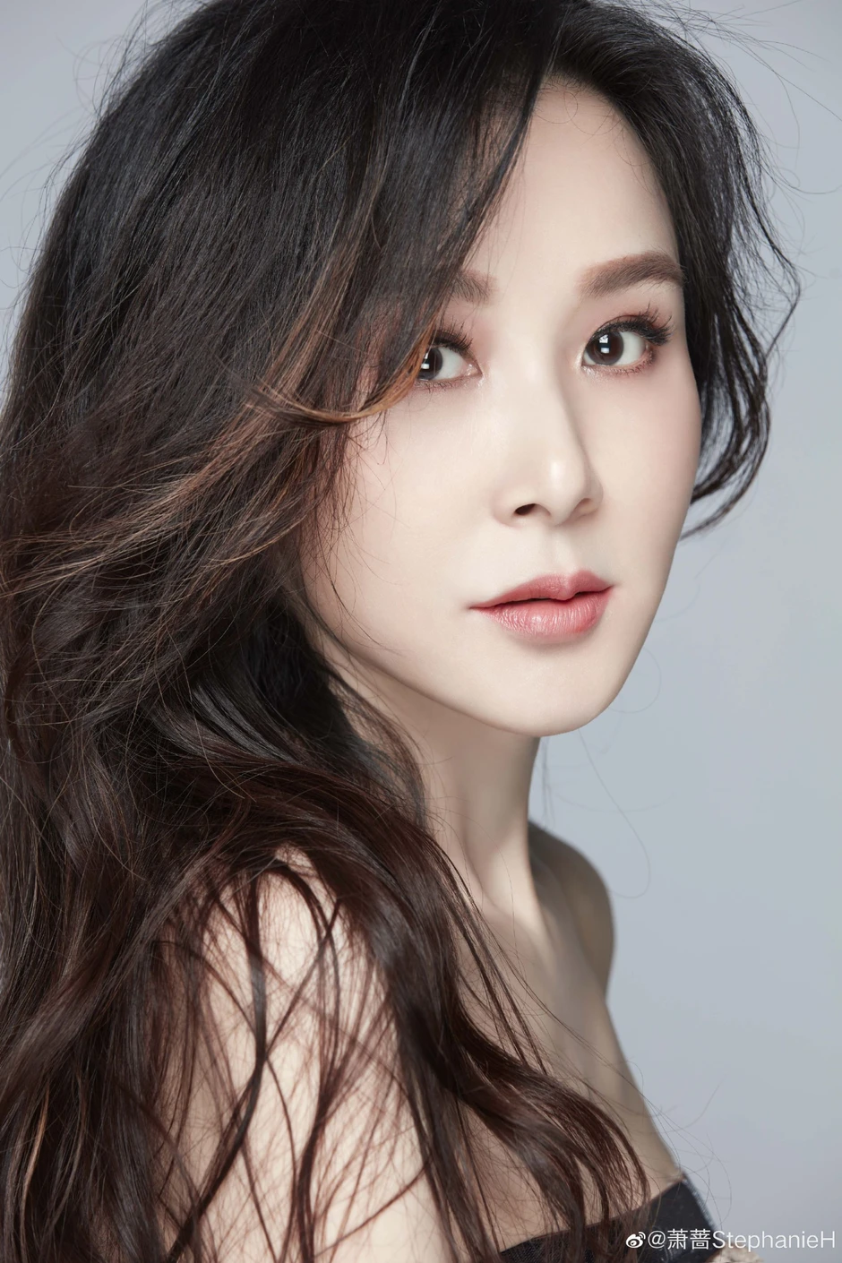 Chị Đẹp là đối thủ khiến Trang Pháp phải e dè: Visual như vàng như ngọc đến Lưu Diệc Phi còn thua, từng nát tan vì 14 người đàn ông Chị Đẹp là đối thủ khiến Trang Pháp phải e dè: Visual như vàng như ngọc đến Lưu Diệc Phi còn thua, từng nát tan vì 14 người đàn ông