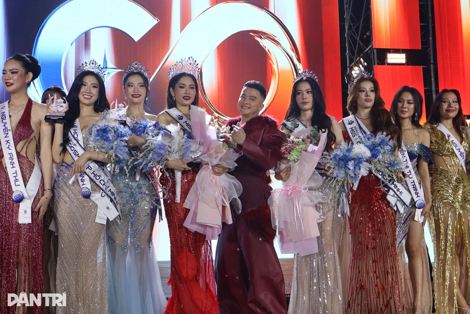 Chị em Lệ Nam - Nam Em giành Hoa khôi, Á khôi Hoàn vũ TPHCM gây tranh luận Chị em Lệ Nam - Nam Em giành Hoa khôi, Á khôi Hoàn vũ TPHCM gây tranh luận