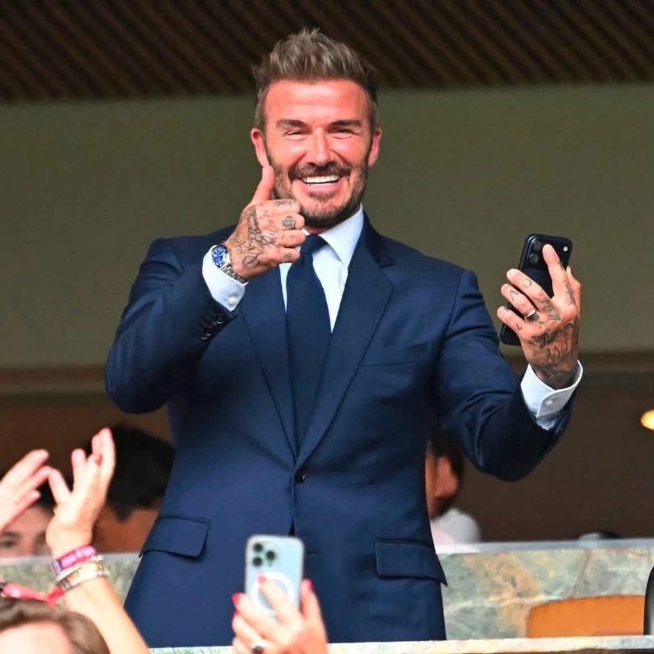 Chi tiết nhỏ trên điện thoại hé lộ tình cảm của David Beckham dành cho vợ Chi tiết nhỏ trên điện thoại hé lộ tình cảm của David Beckham dành cho vợ