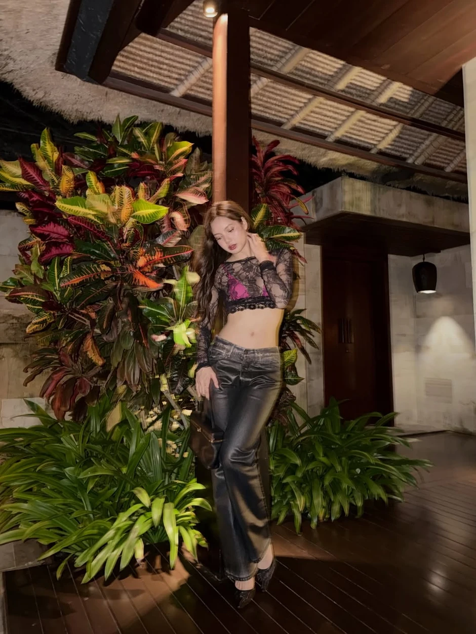 Chi tiết nói rõ tình trạng của Lisa (BLACKPINK) với bạn trai tỷ phú Chi tiết nói rõ tình trạng của Lisa (BLACKPINK) với bạn trai tỷ phú