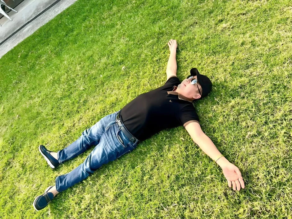 Chí Trung: "Tôi chỉ mong sống khỏe, chết nhanh, ít của để dành, ra đi nhiều người thương nhớ" Chí Trung: "Tôi chỉ mong sống khỏe, chết nhanh, ít của để dành, ra đi nhiều người thương nhớ"