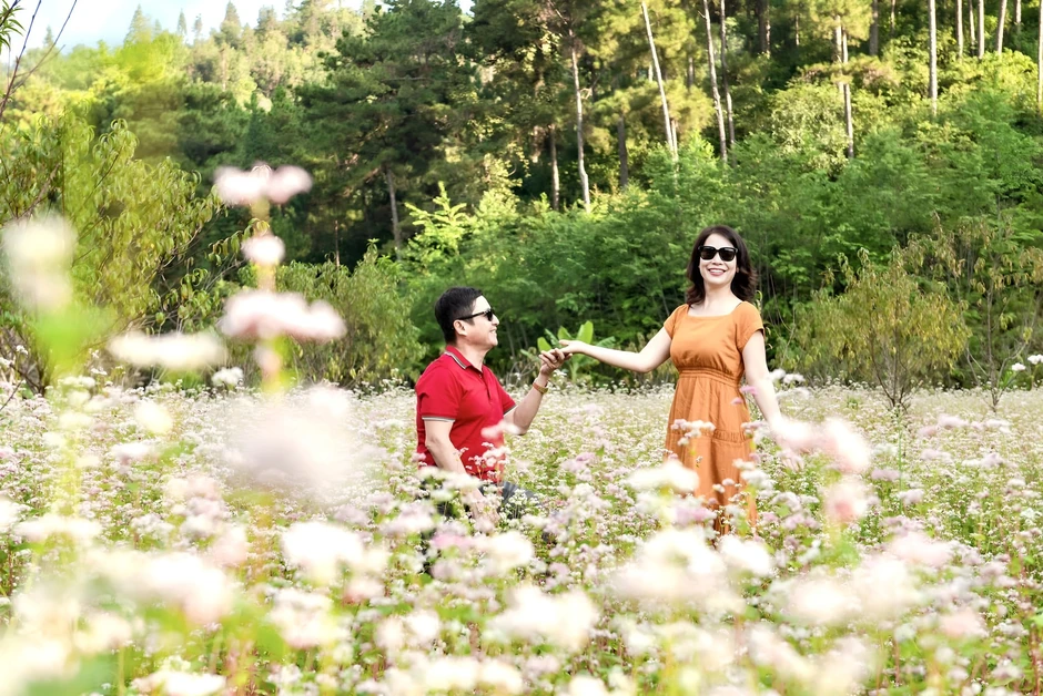 Chí Trung: "Tôi chỉ mong sống khỏe, chết nhanh, ít của để dành, ra đi nhiều người thương nhớ" Chí Trung: "Tôi chỉ mong sống khỏe, chết nhanh, ít của để dành, ra đi nhiều người thương nhớ"