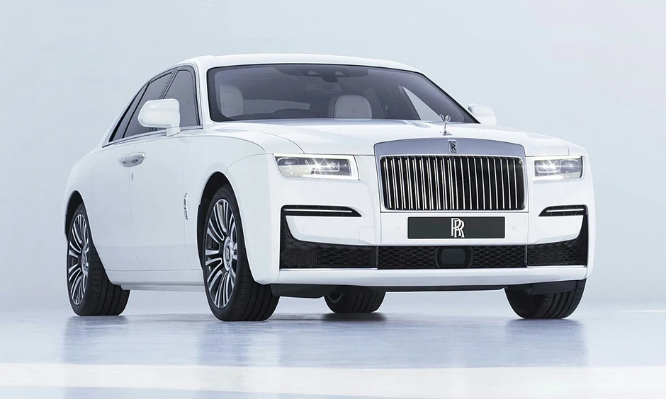 Chiếc Rolls-Royce hơn 30 tỉ của Hyun Bin trở thành 'giàn phơi đồ' cho quý tử Chiếc Rolls-Royce hơn 30 tỉ của Hyun Bin trở thành 'giàn phơi đồ' cho quý tử