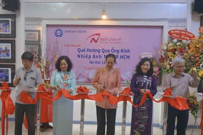 Chiêm ngưỡng sắc màu quê hương qua ống kính nhiếp ảnh nữ
