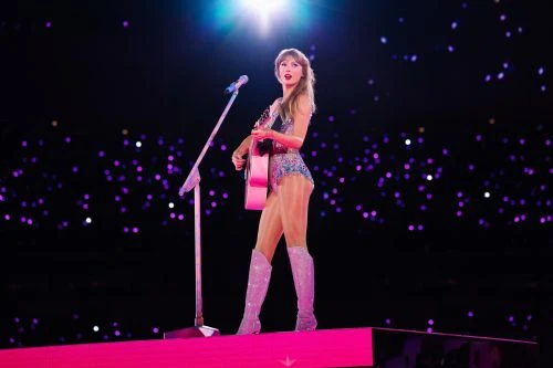 Chống lạm dụng AI, Taylor Swift nộp đơn đăng ký nhãn hiệu cho giọng nói và hình ảnh Chống lạm dụng AI, Taylor Swift nộp đơn đăng ký nhãn hiệu cho giọng nói và hình ảnh