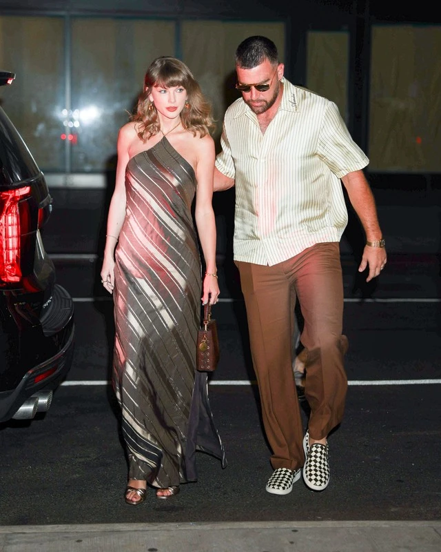 Chồng Taylor Swift là nạn nhân vụ lừa đảo 925 tỷ đồng Chồng Taylor Swift là nạn nhân vụ lừa đảo 925 tỷ đồng