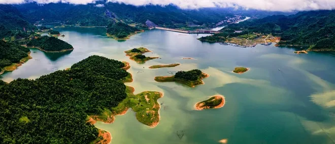 Chương trình nghệ thuật thực cảnh 'Long mạch Nà Hang' đưa khán giả nhập vai Chương trình nghệ thuật thực cảnh 'Long mạch Nà Hang' đưa khán giả nhập vai