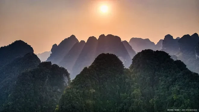 Chương trình nghệ thuật thực cảnh 'Long mạch Nà Hang' đưa khán giả nhập vai Chương trình nghệ thuật thực cảnh 'Long mạch Nà Hang' đưa khán giả nhập vai