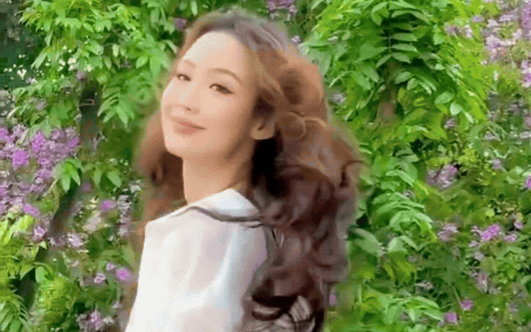 Chuyện gì đang xảy ra với Hoa hậu Bảo Ngọc? Chuyện gì đang xảy ra với Hoa hậu Bảo Ngọc?