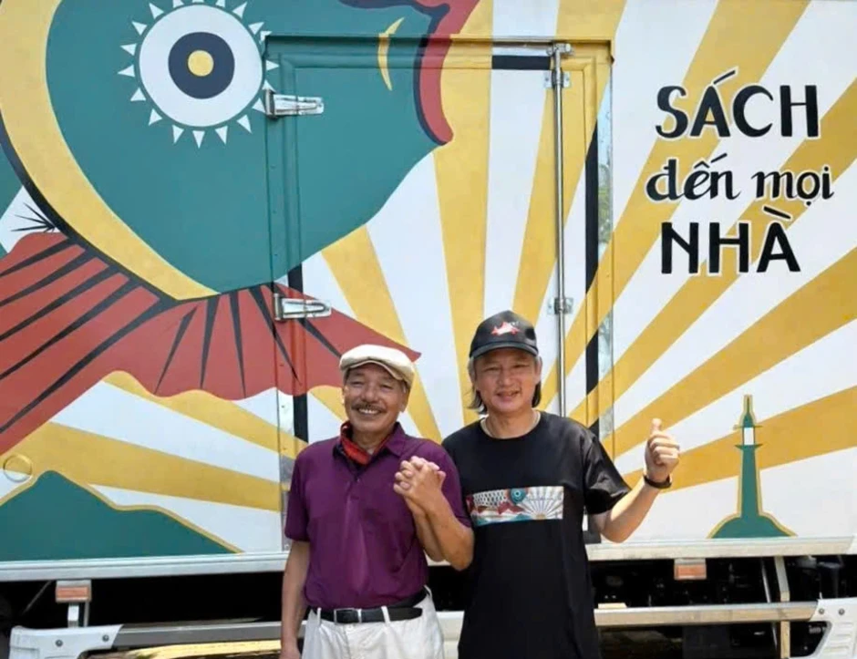 Chuyến xe 'Sách đến mọi nhà' Chuyến xe 'Sách đến mọi nhà'