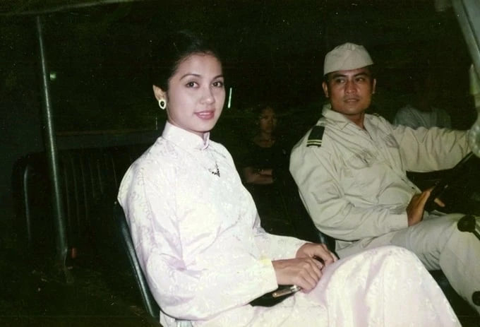 Cô bé gặt đậu phộng phụ mẹ lớn lên thành mỹ nhân tuyệt sắc, màn ảnh Việt phải chao đảo theo Cô bé gặt đậu phộng phụ mẹ lớn lên thành mỹ nhân tuyệt sắc, màn ảnh Việt phải chao đảo theo