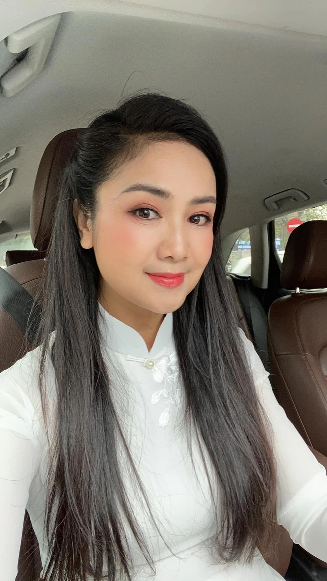 Cô gái hái chè ở Tuyên Quang lớn lên thành mỹ nhân nức tiếng màn ảnh Việt, nhan sắc tuổi U60 vẫn gây thương nhớ