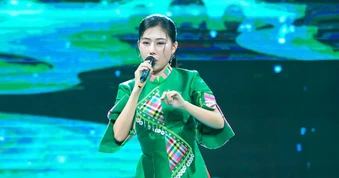 Cô gái hát 'Bài ca đất phương Nam' bị danh ca Thái Châu góp ý