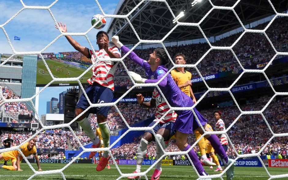 Có thêm đội bóng giành vé đi tiếp tại FIFA World Cup 2026™ Có thêm đội bóng giành vé đi tiếp tại FIFA World Cup 2026™