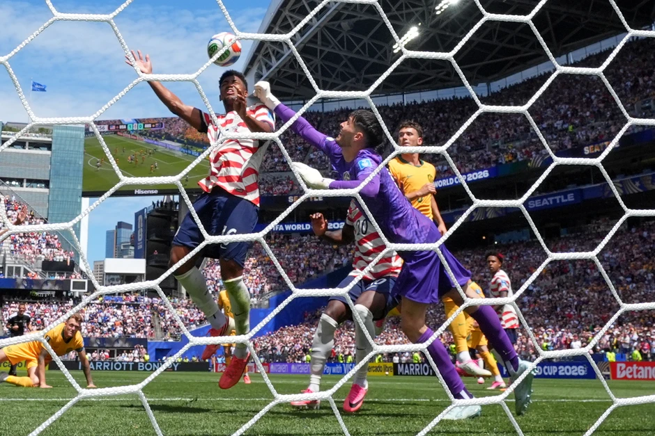 Có thêm đội bóng giành vé đi tiếp tại FIFA World Cup 2026™ Có thêm đội bóng giành vé đi tiếp tại FIFA World Cup 2026™