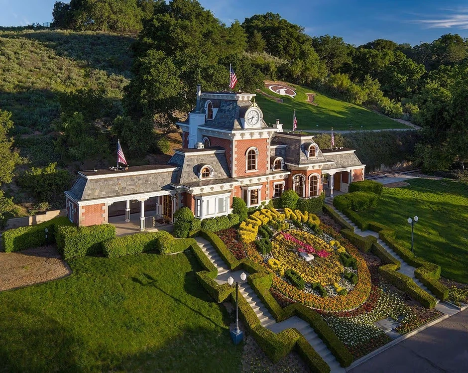 Con gái Michael Jackson kể thời thơ ấu ở Neverland Con gái Michael Jackson kể thời thơ ấu ở Neverland